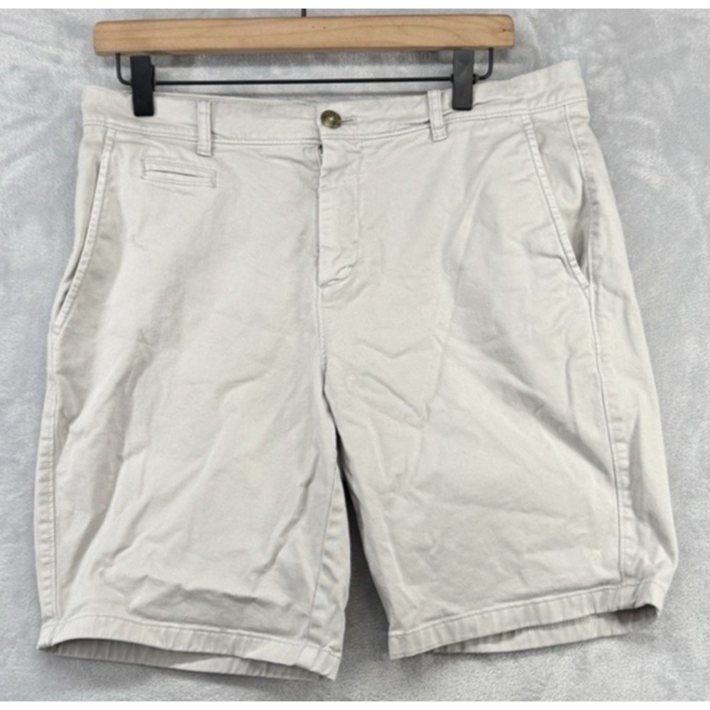 Johnnie-O Neal Chino Shorts Nimbus Gray Golf Casual 9" Men's Size 32
